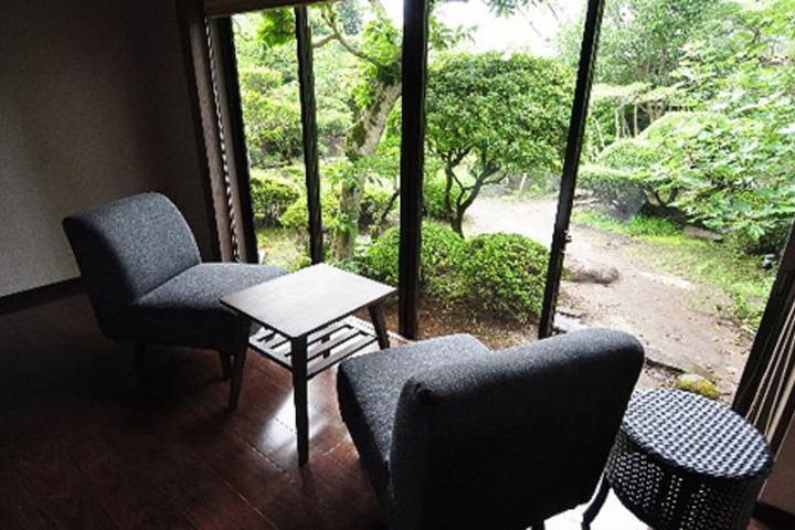 Room 14 of 61