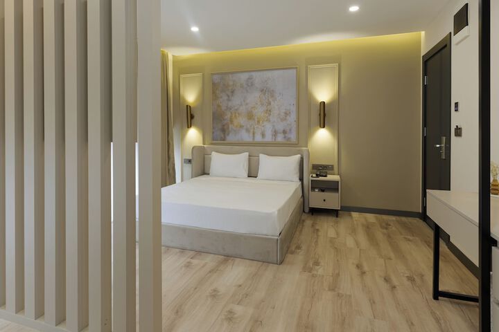 Room 45 of 111