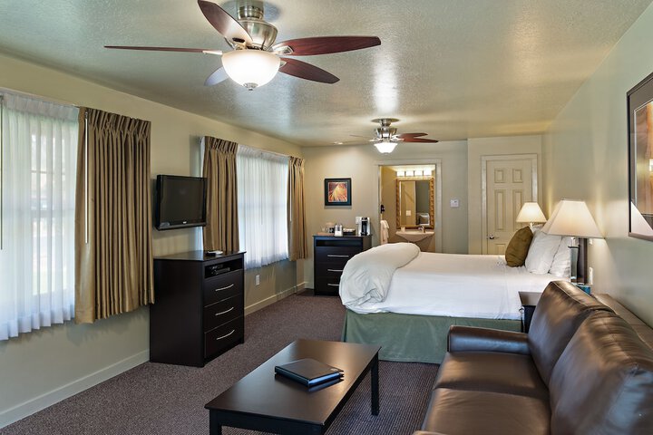 Room 29 of 165