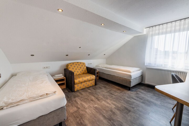 Room 21 of 112