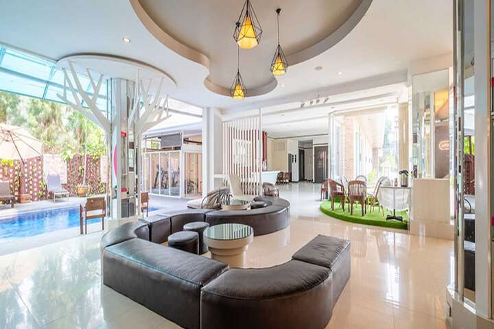 Lobby Photos