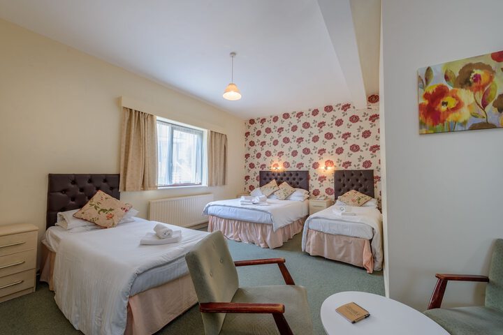 Room 5 of 35