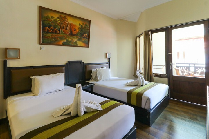 Room 12 of 49