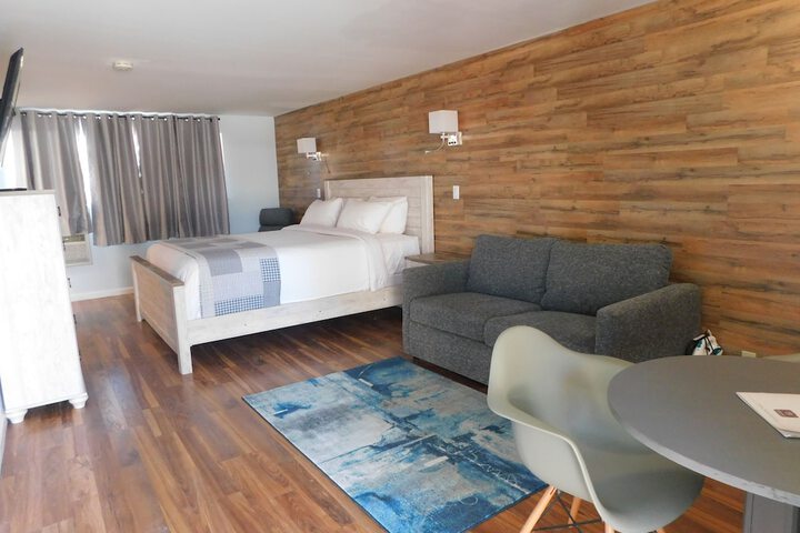Room 26 of 125