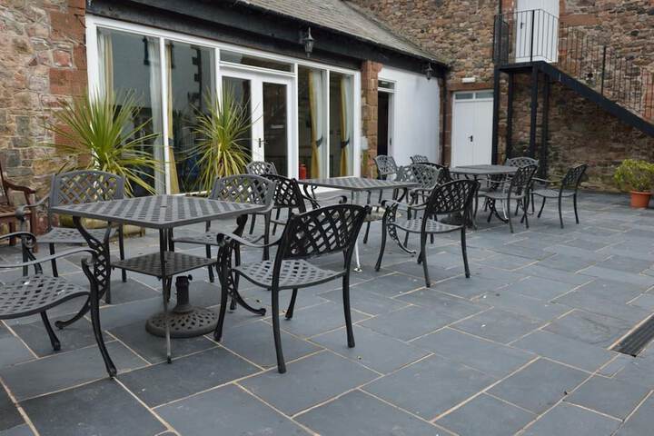 Terrace/Patio 41 of 43