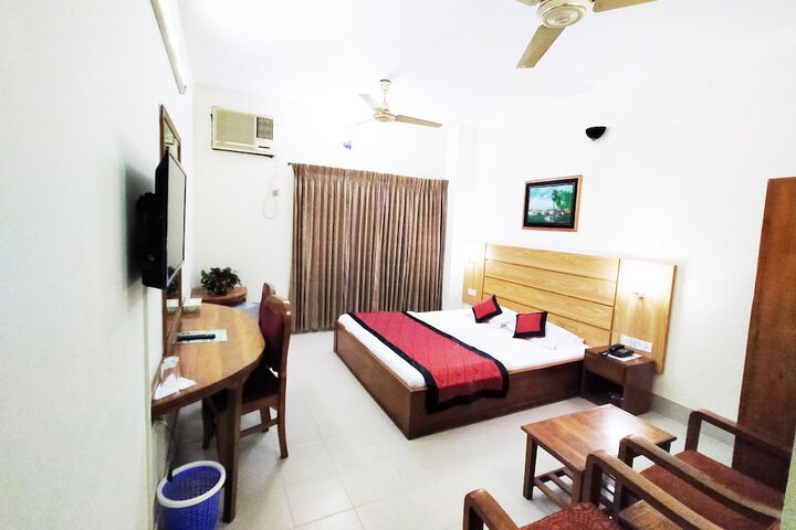 Room 27 of 52
