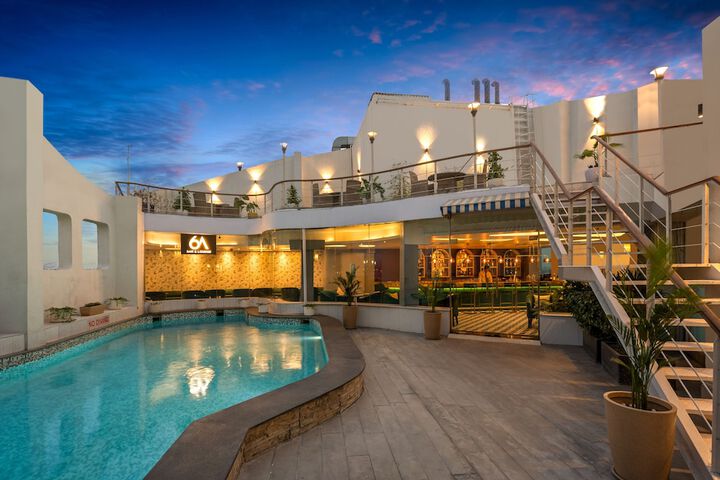 Pool 42 of 66