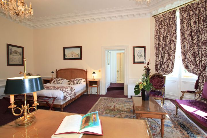 Room 3 of 35