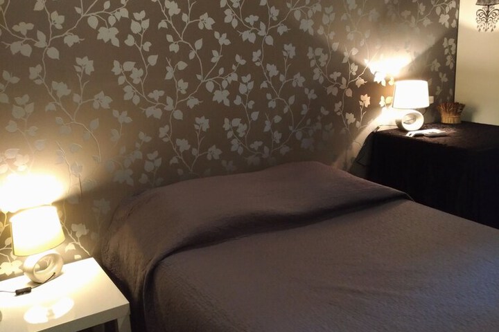 Room 2 of 64