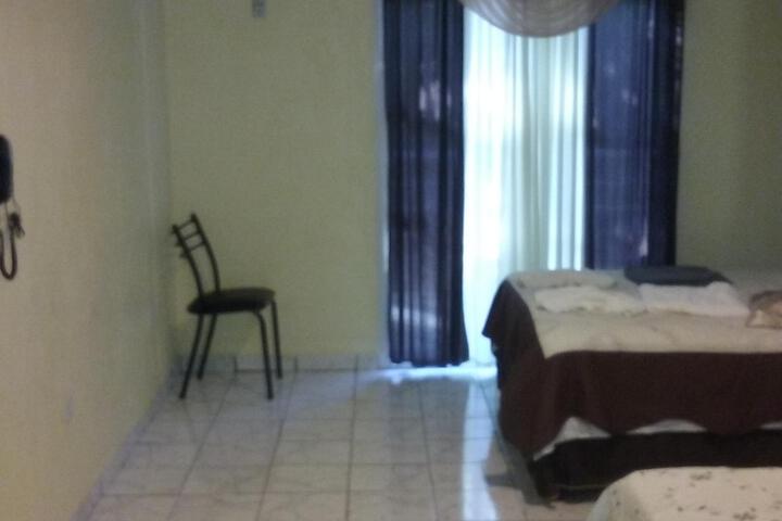 Room 20 of 108