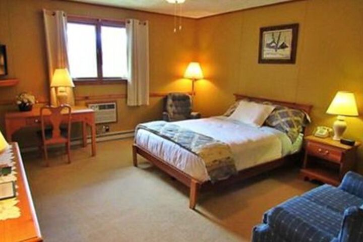 Room 16 of 23