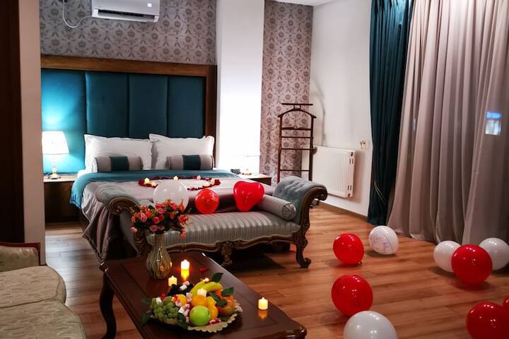Room 30 of 64