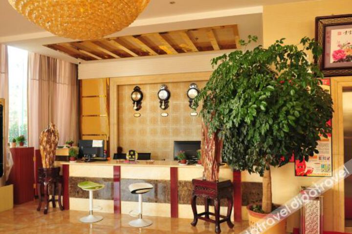 Hotel Interior 3 of 9