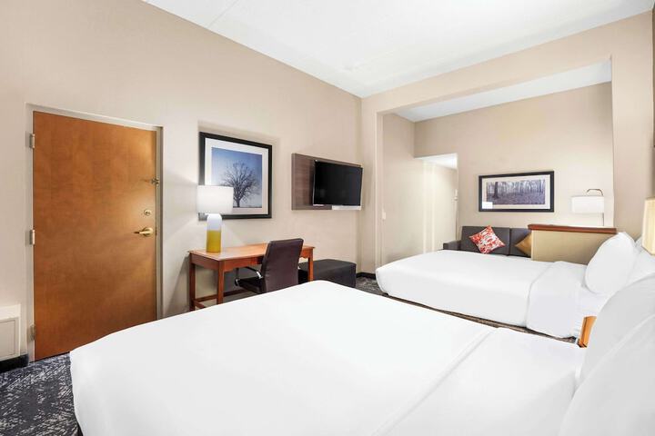 Room 29 of 62