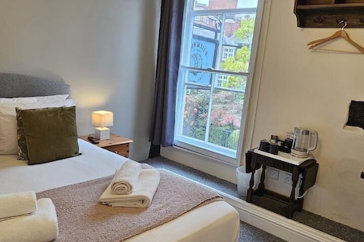 Room 13 of 45