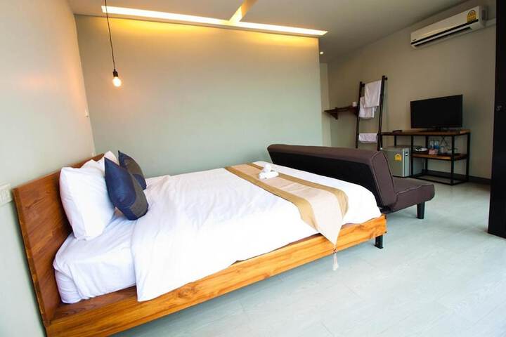 Room 9 of 60