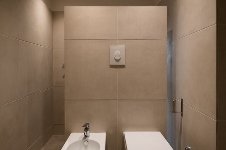 Room 12 of 36