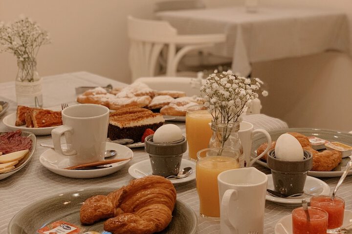 Dining 77 of 94