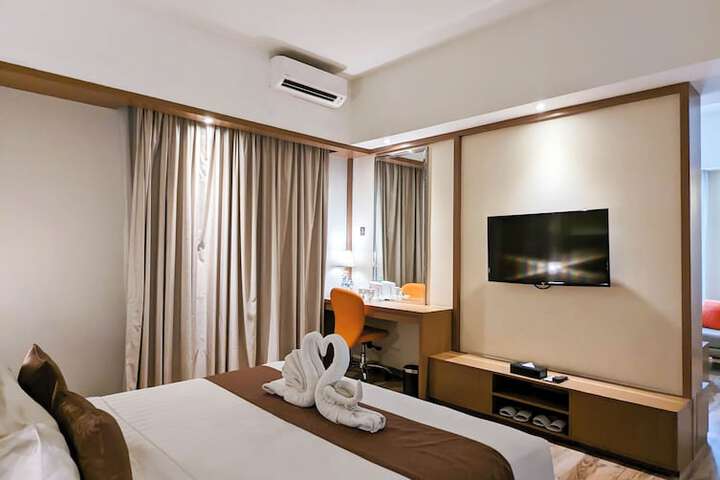 Room 51 of 64