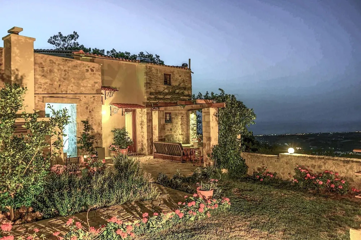 Villa With 2 Bedrooms in Rethymno With Wonderful sea View, Private Pool, Enclosed Garden - 4 km From the Beach