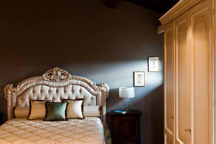 Room 28 of 81