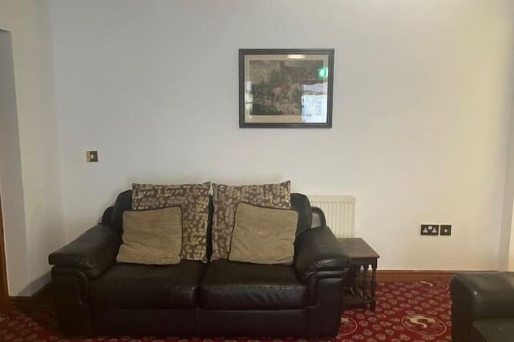 Room 19 of 86