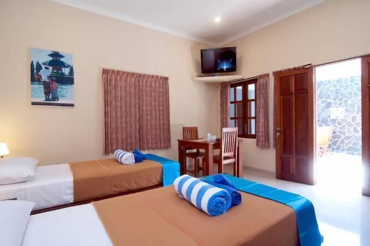 Room 3 of 24