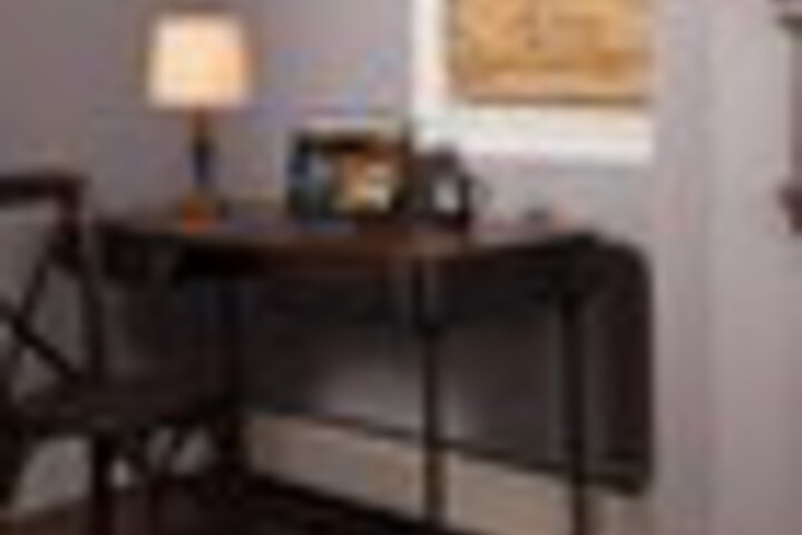 Room 86 of 282