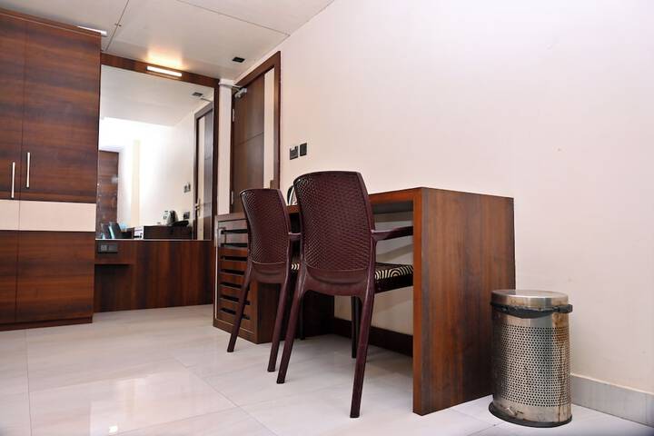 Room 38 of 114