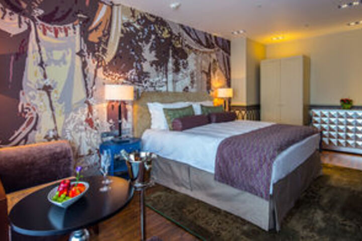Standard Suite
