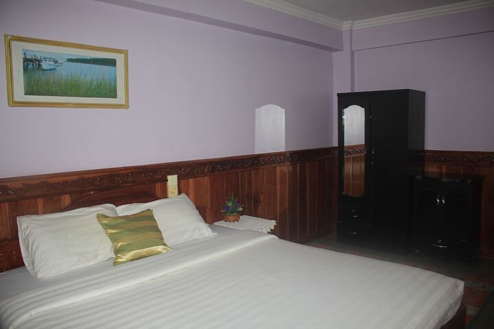 Room 12 of 45