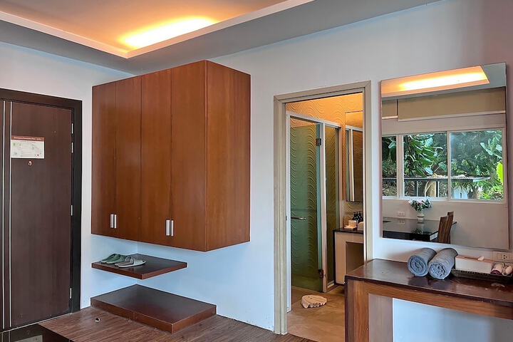Room 26 of 120