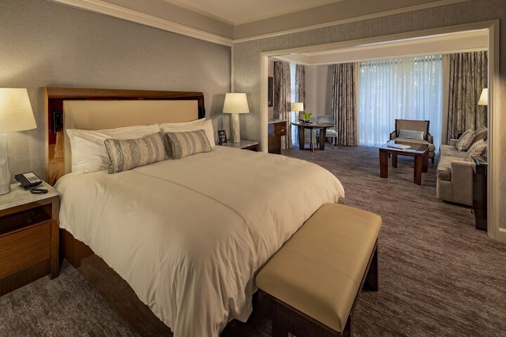 Room 2 of 51