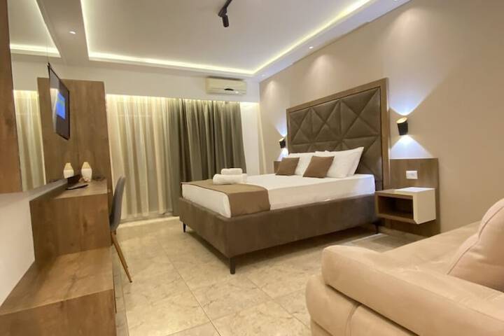 Room 36 of 132