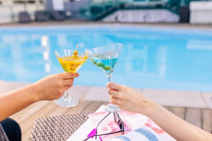 Hotel with Pool