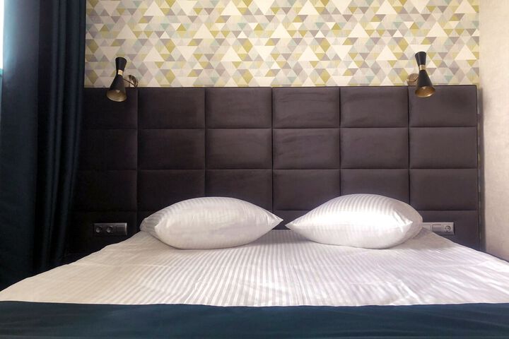 Room 12 of 12