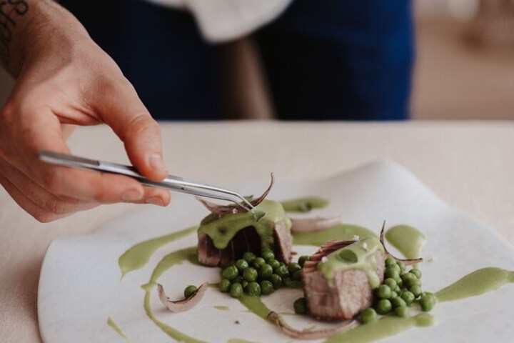 Dining 83 of 116