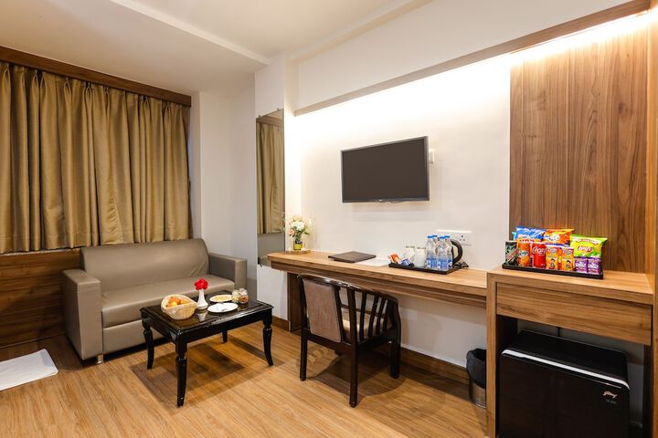 Room 27 of 121