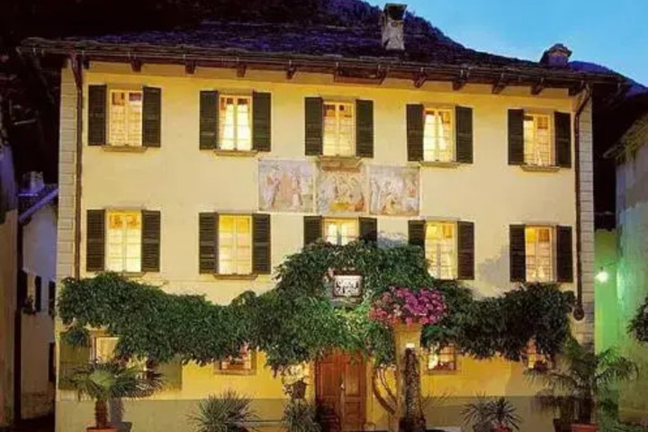 HOTEL GARNI CA VEGIA