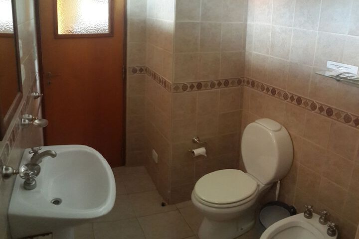 Room 46 of 95