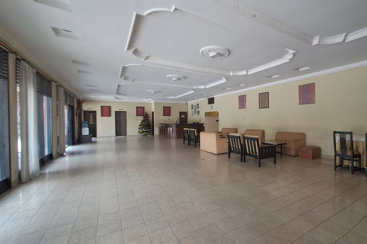 Hotel Interior 4 of 79