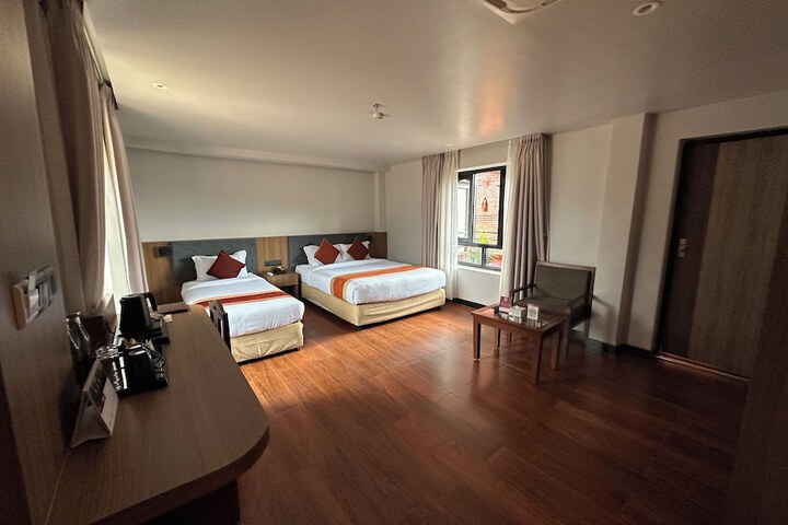 Room 30 of 85