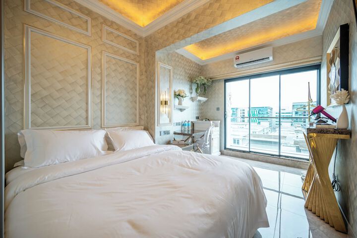 Room 64 of 285