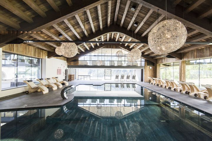 Pool 43 of 91