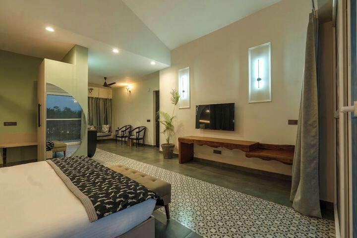 Room 14 of 60