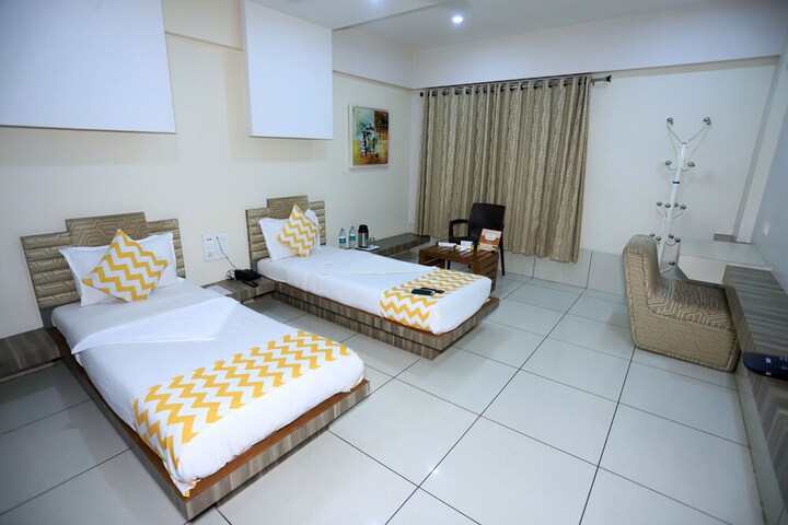 Room 12 of 21