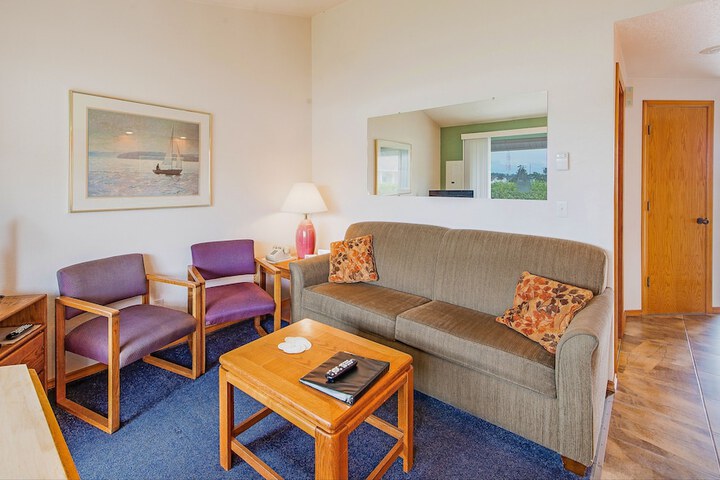 Business Center 57 of 67