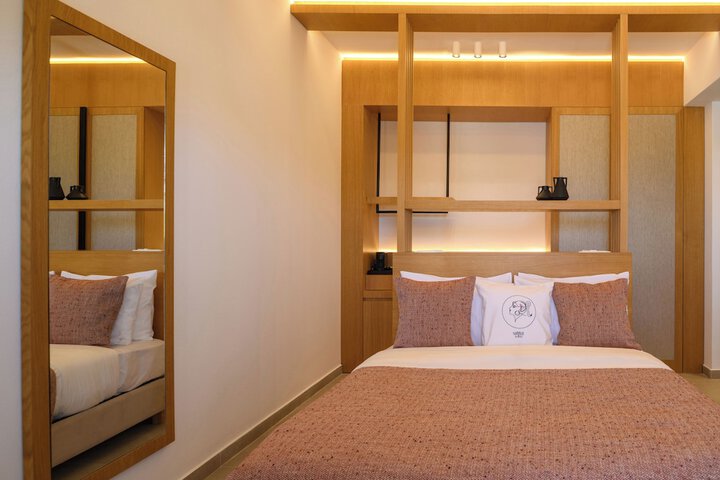 Room 36 of 199