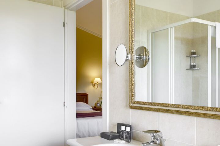 Room 21 of 59