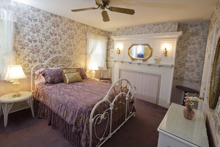 Room 10 of 40